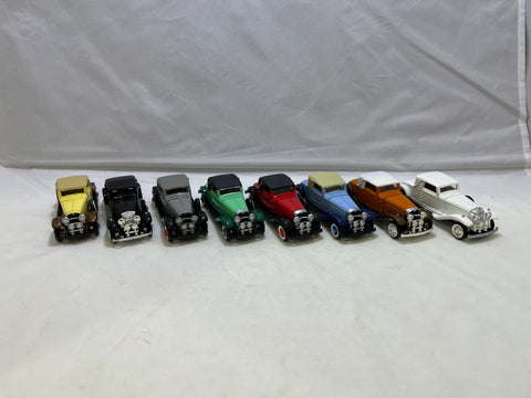 # 00292 - Johnny Lightning '31 Cadillac Cabriolet - 8 Pcs.