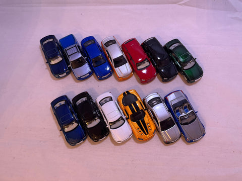 # 00240 - Maisto Lot #4 - 13 Pcs.