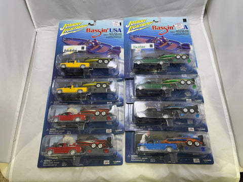 # 01053 - 1:64 JL Boat/Truck Sets and Bassin USA Haulers - 10 Pcs.
