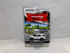 # 01074 - 1:64 Greenlight 2022 Ford Explorer Green Chase - 1 Pc.