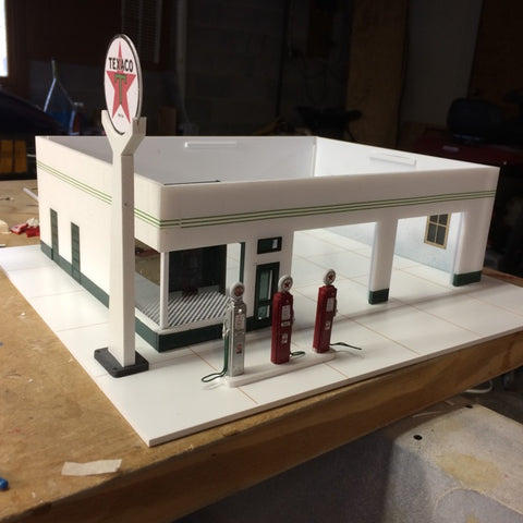 MINI-MOTORS, Inc. - Modern Deco Gas Station Kit
