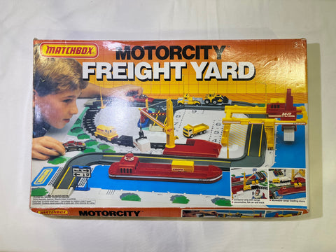 # 01108 - Matchbox Vintage MotorCity Freight Yard