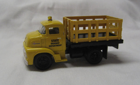 M2 Machines Trucks SPECIAL RELEASE - 1956 Ford COE Stake Bed Truck - Truck 003