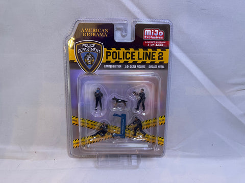 American Diorama Police Line 2 Figures - MiJo Exclusive  - 6 Pieces